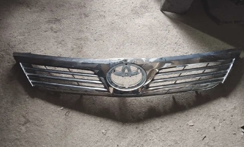 Облицовка от Toyota Camry 3